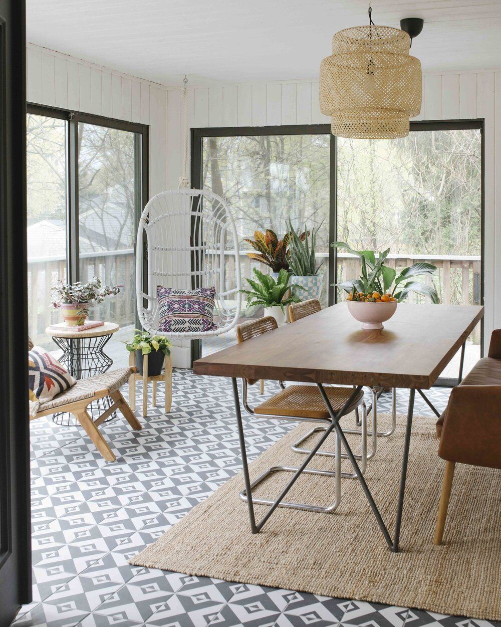 21 Best Sunroom Ideas Gorgeous, Sunroom Tile Floor Designs