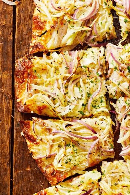 super bowl food ideas onion flatbread onion flatbread