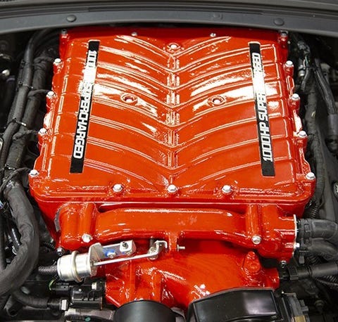 Vehicle, Engine, Auto part, Car, Rocker cover, Automotive engine part, Automotive exterior, Hood, 