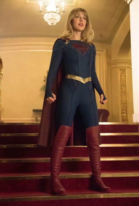 Supergirl shows off Kara's new costume in s5 premiere picture