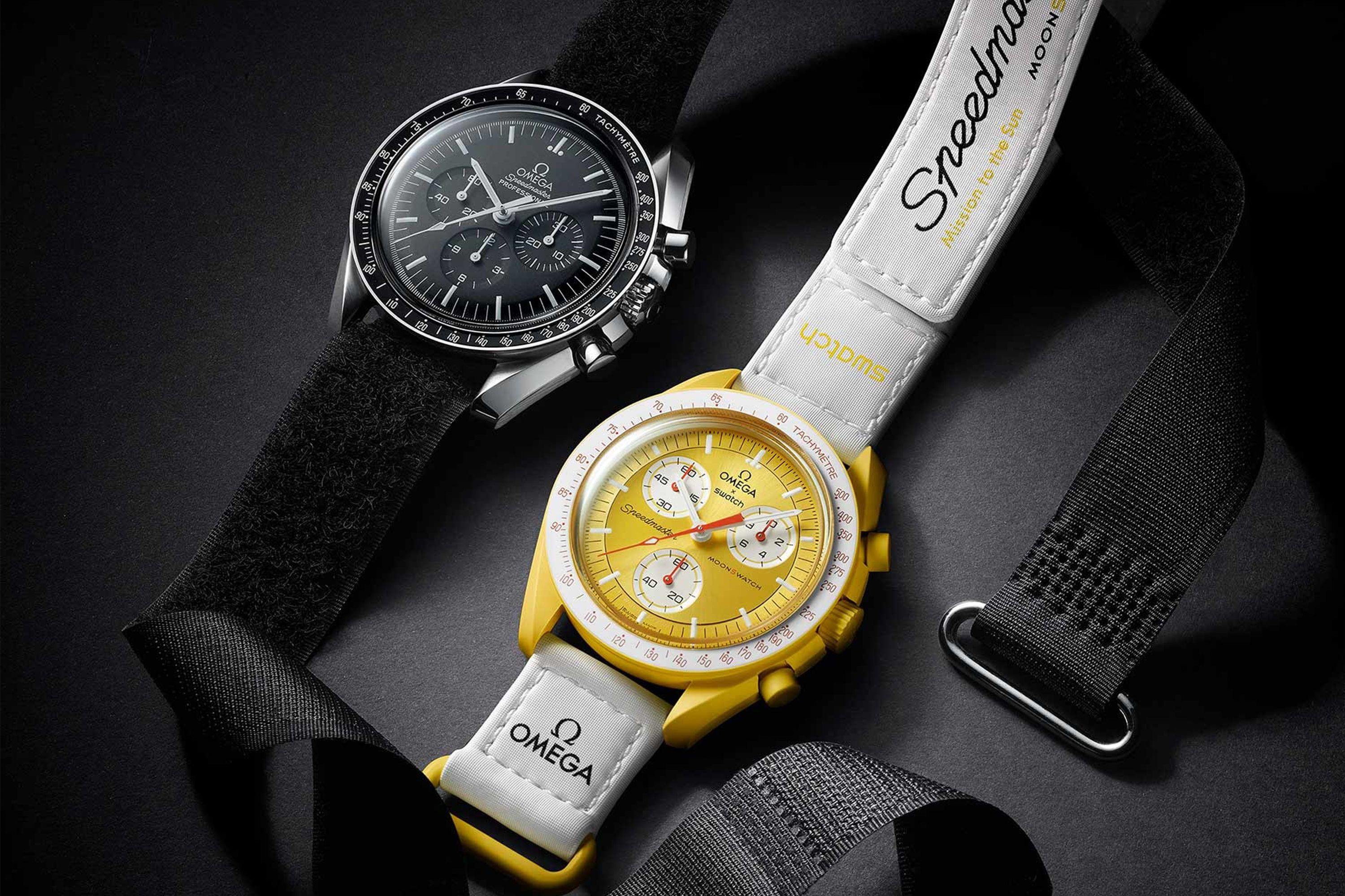 Swatch коллаборации. Omega Swatch Speedmaster. Omega x Swatch Speedmaster. Omega Swatch Speedmaster Moonwatch. Часы коллаборация Omega Swatch.