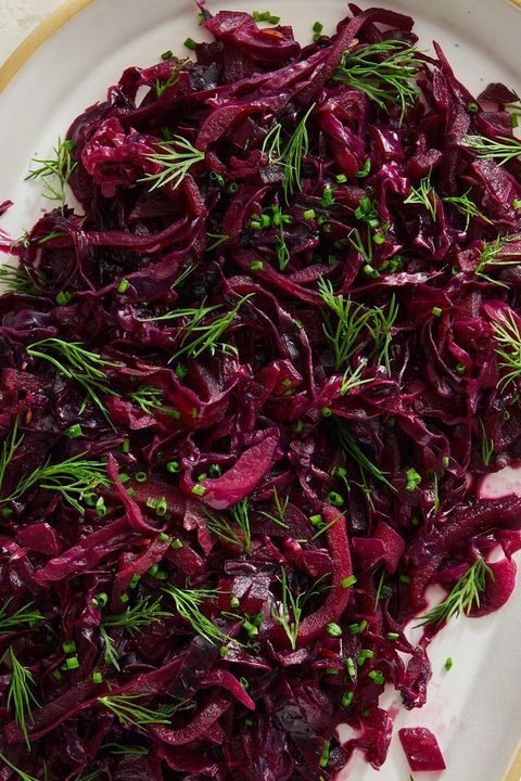 sweet and sour braised red cabbage