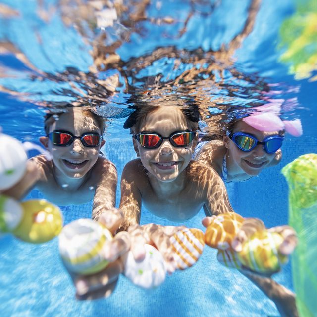 20 Best Swimming Pool Games - Easy and Fun Pool Games for Kids and Families