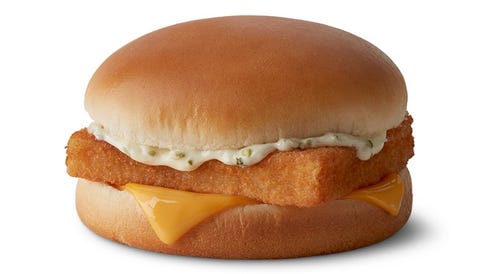 how many carbohydrates in a mcdonalds filet-o-fish sandwich