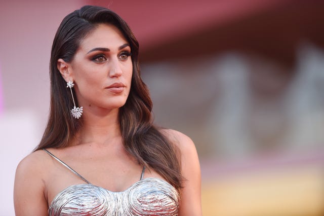 Taglio Capelli 2021 Lunghi Con Frangia Come Cecilia Rodriguez