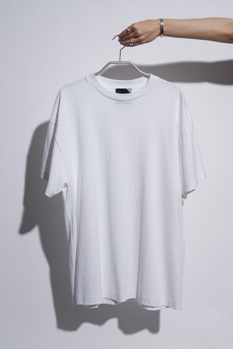 教えて こだわり派の愛用の白tシャツ タンクトップ ハーパーズ バザー Harper S Bazaar 公式