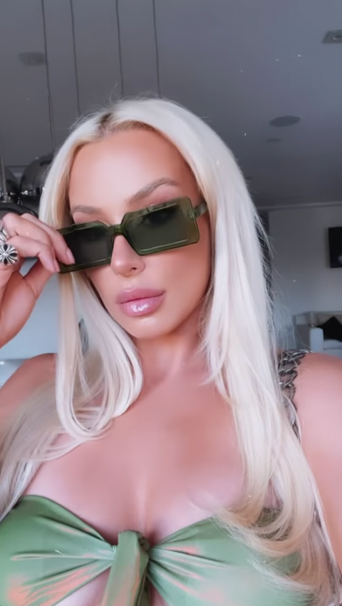 tana-mongeau-green-sunglasses-1626966778.png?resize=480:*