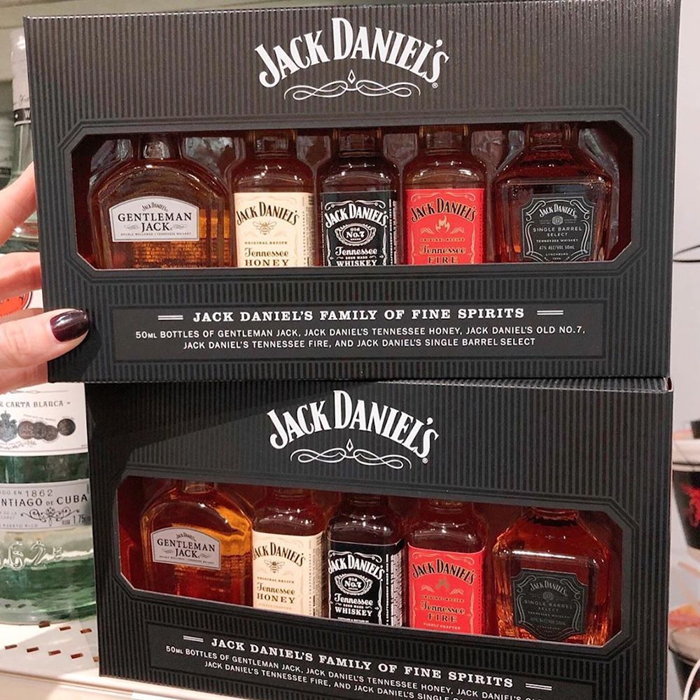 Seeinglooking Jack Daniels Mini Bottle Set