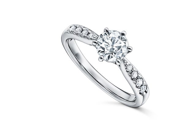 Tasaki のブライダルフェアで極上のリングを見つけて Tasaki のブライダルフェアで極上のリングを見つけて