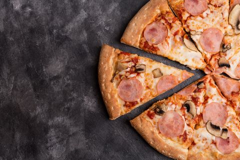 吃pizza減肥減掉45kg！義大利廚師靠這招成功瘦下來，搞清楚披薩種類與卡路里