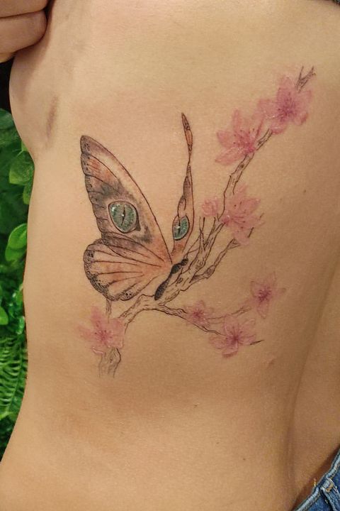 30 Tatuajes De Flores Bonitos Y Originales Para Mujer