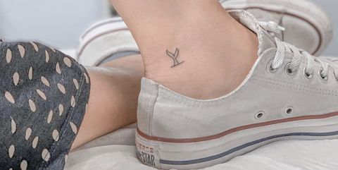 Tatuajes en el esternón, una tendencia al alza
