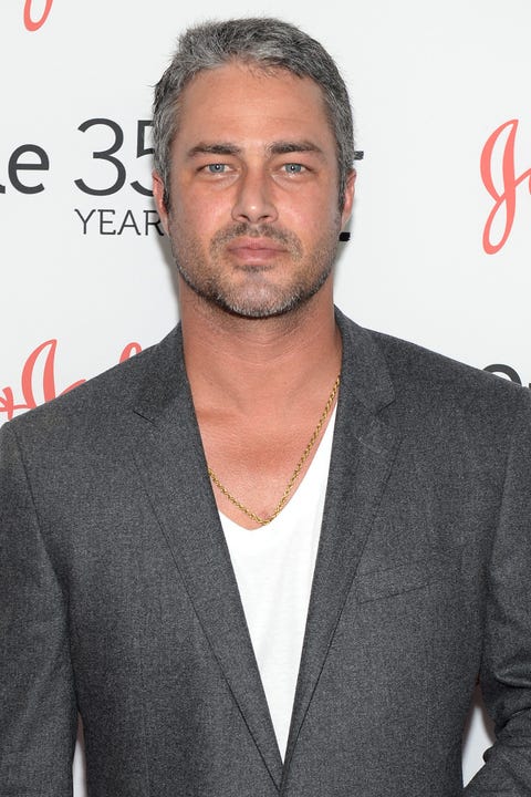 45 Celebrities Who Transitioned to Gray Hair 45 Celebrities Who Transitioned to Gray Hair