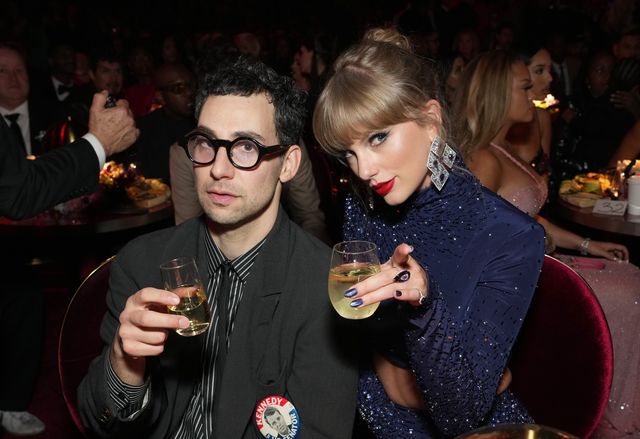 los angeles, california february 05 l r jack antonoff and taylor swift attend the 65th grammy awards at cryptocom arena on february 05, 2023 in los angeles, california photo by kevin mazurgetty images for the recording academy