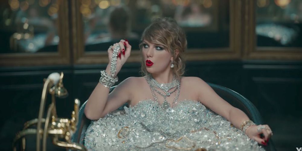 You Wont Believe How Much The Diamonds In Taylor Swift Lwymmd Video Cost