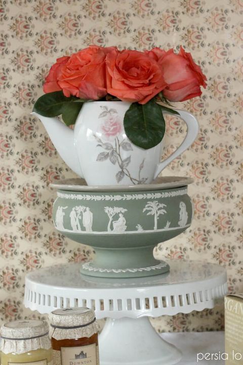 teapot centerpiece diy wedding centerpieces