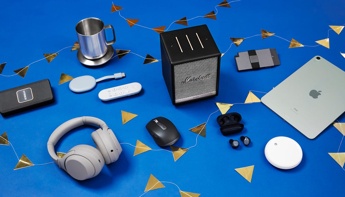 60 Best Tech Gifts for 2021 Tech Gift Ideas for Gadget Lovers