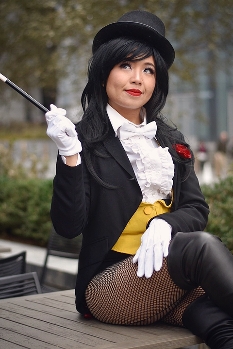 diy superhero costumes  zatanna