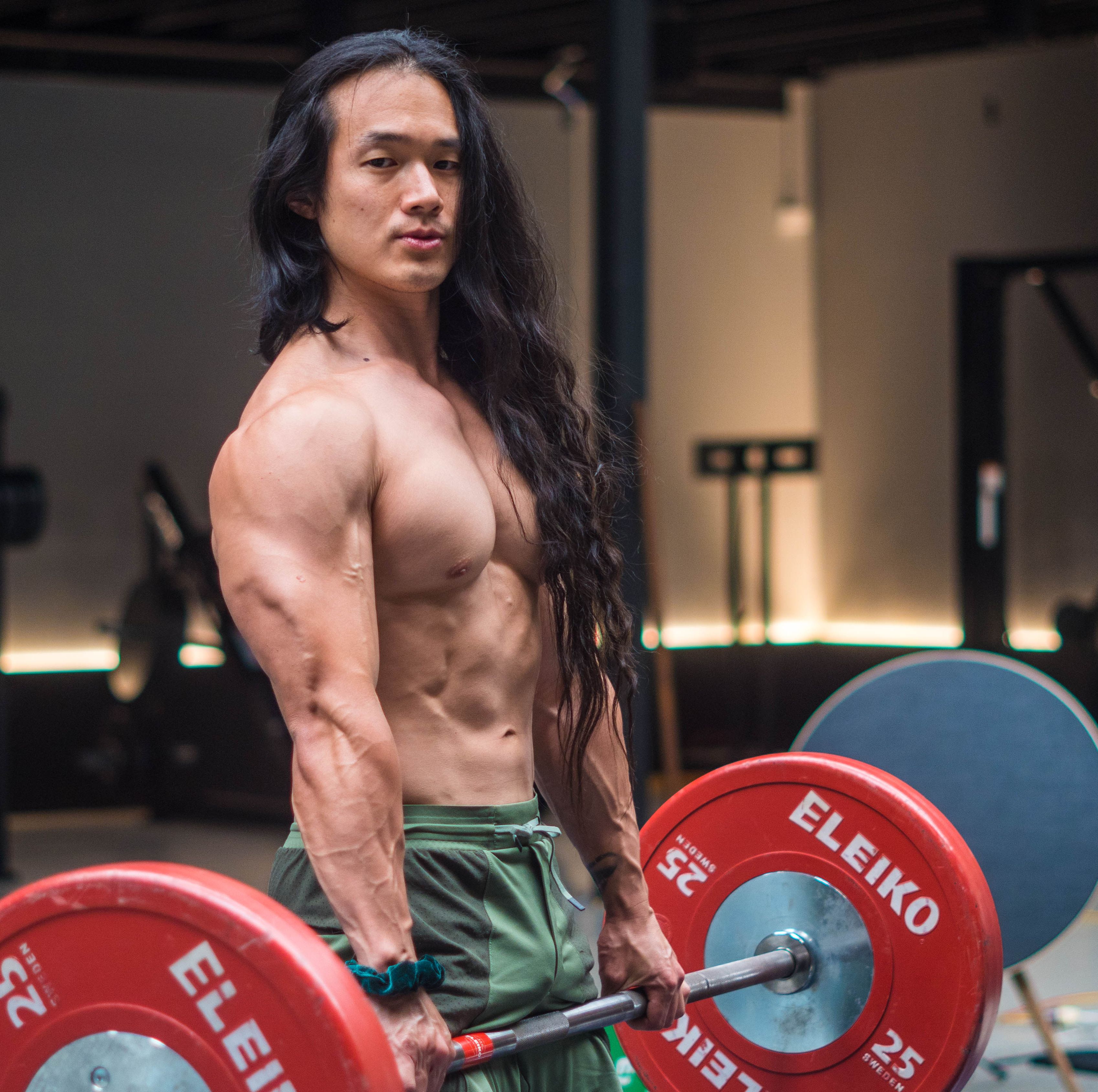 Bodybuilding Coach Eugene Teo Says Your 'Noob Gains' Are Still Holding You Back