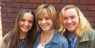 teri cettina with her daughters