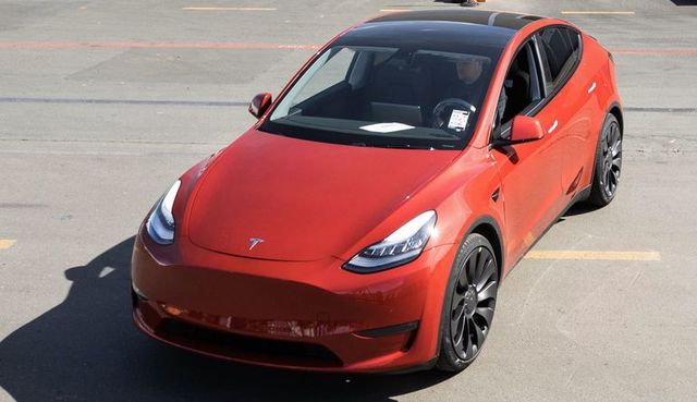 Tesla Model Y Standard Range Discontinued; CEO Musk Tweets Reason