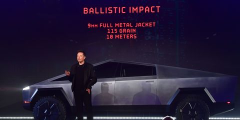 Tesla Shares Plunge By 6 Percent After Disastrous Launch Of
