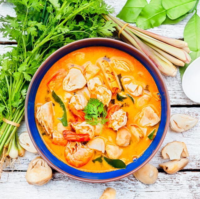 bowl of Thai tom yum soup