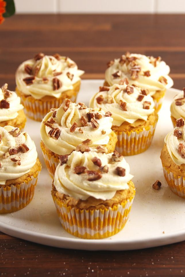 25 Thanksgiving Cupcakes Thanksgiving Cupcake Recipes 2020