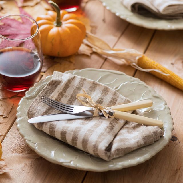 rustic thanksgiving dinner plate