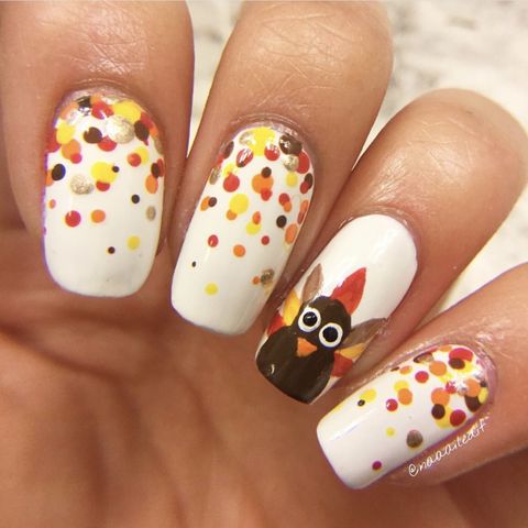 35 Best Thanksgiving Nails 2020 Fall Nail Designs And Colors For Thanksgiving