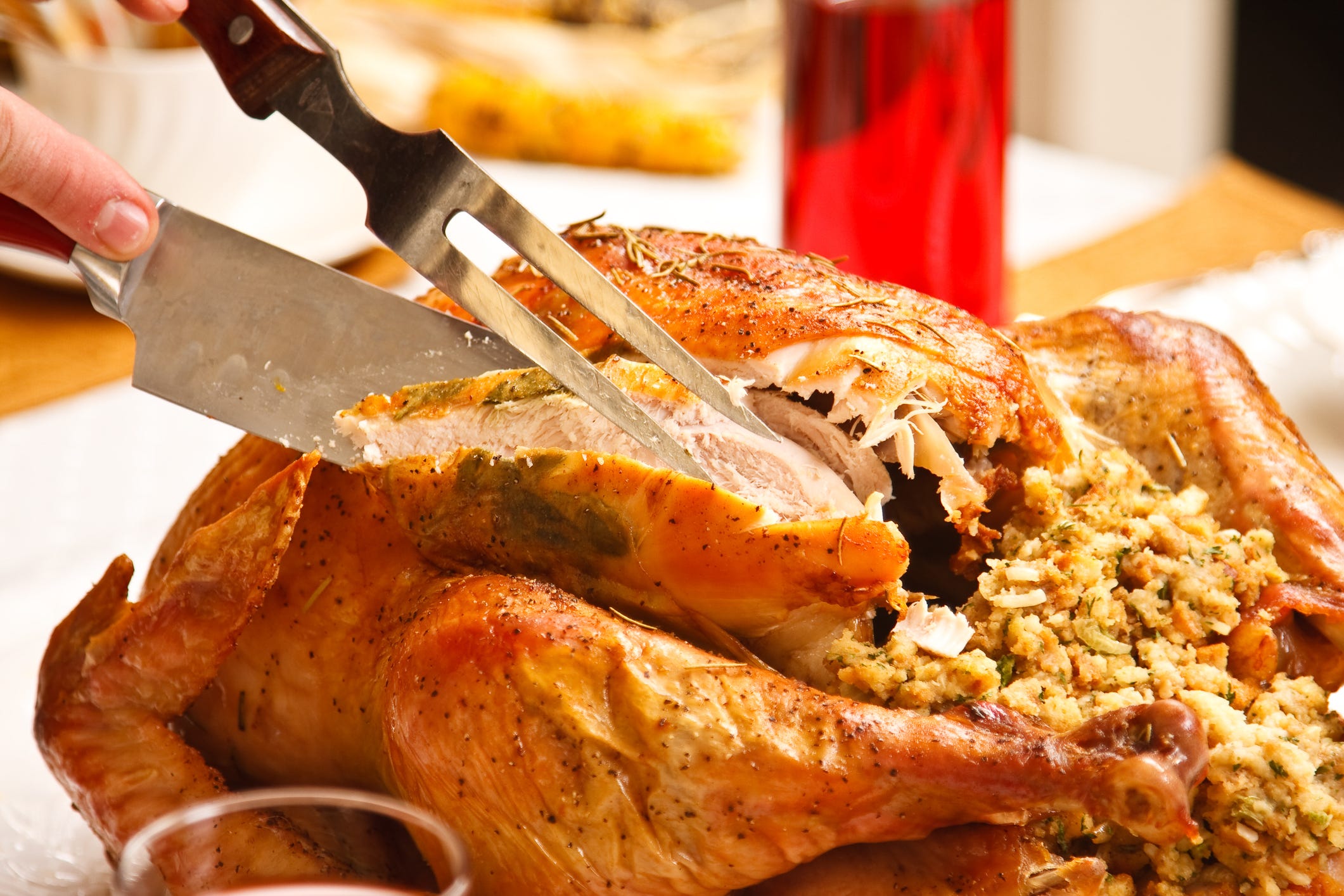 How To Carve a Thanksgiving Turkey in 7 Easy Steps