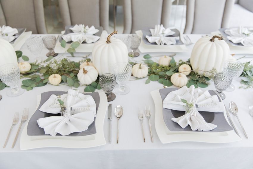 Thanksgiving Table Ideas 45, White Table Settings