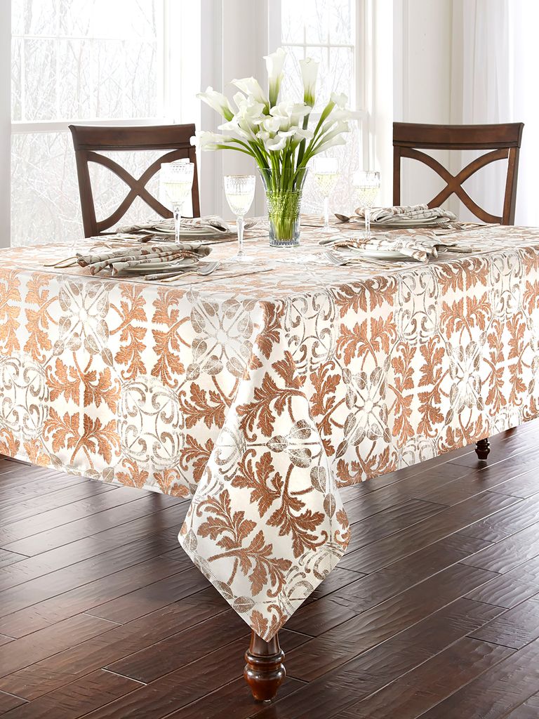 22 Best Thanksgiving Tablecloths - Holiday Table Linens For Thanksgiving