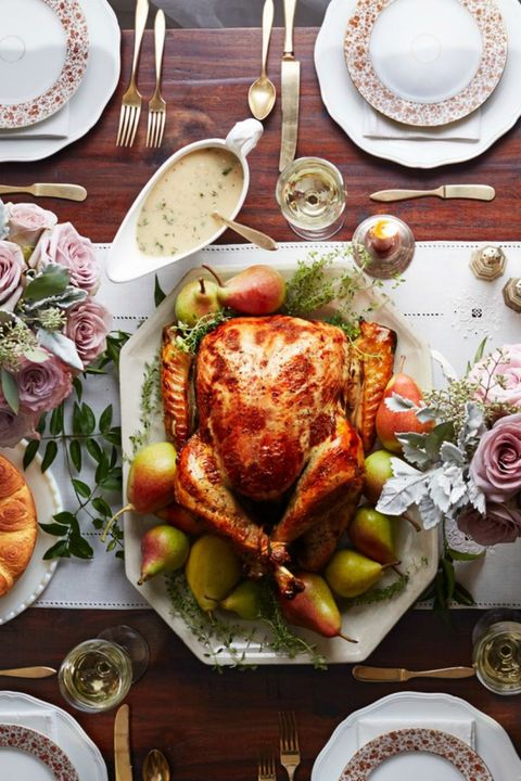 29 Best Thanksgiving Traditions to Start This Year - How to Start a ...