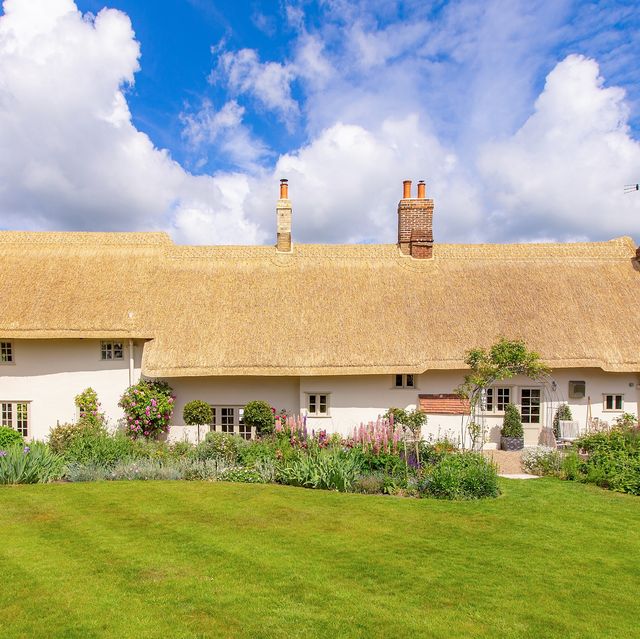 thatched cottage for sale essex