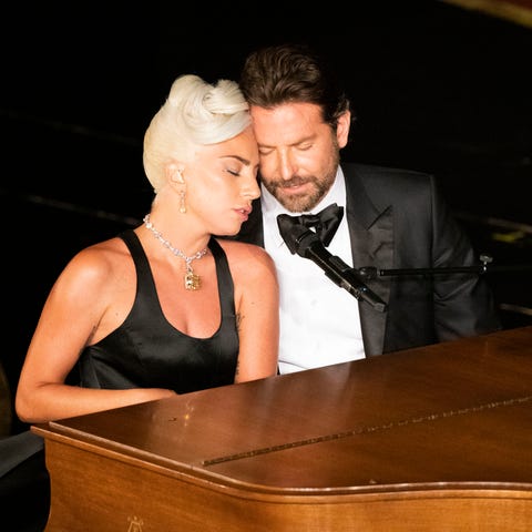 Lady Gaga buka suara setelah dikabarkan memiliki hubungan asmara dengan Bradley Cooper (dok. Elle)