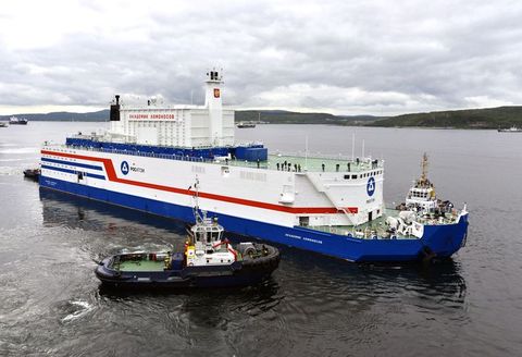 Akademik Lomonosov, barge containing two nuclear reactors, to leave Murmansk for Pevek