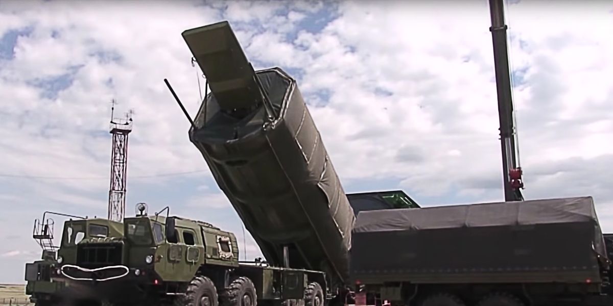 Russian Military Hypersonic Weapons Ballistic Missiles