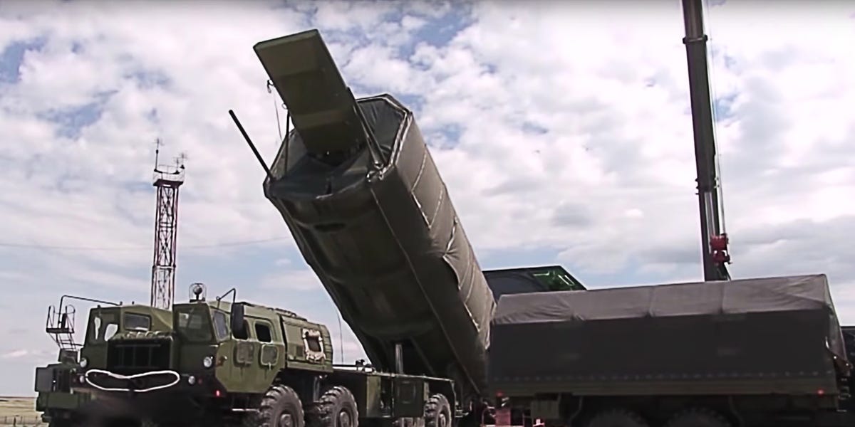 Russian Military Hypersonic Weapons Ballistic Missiles