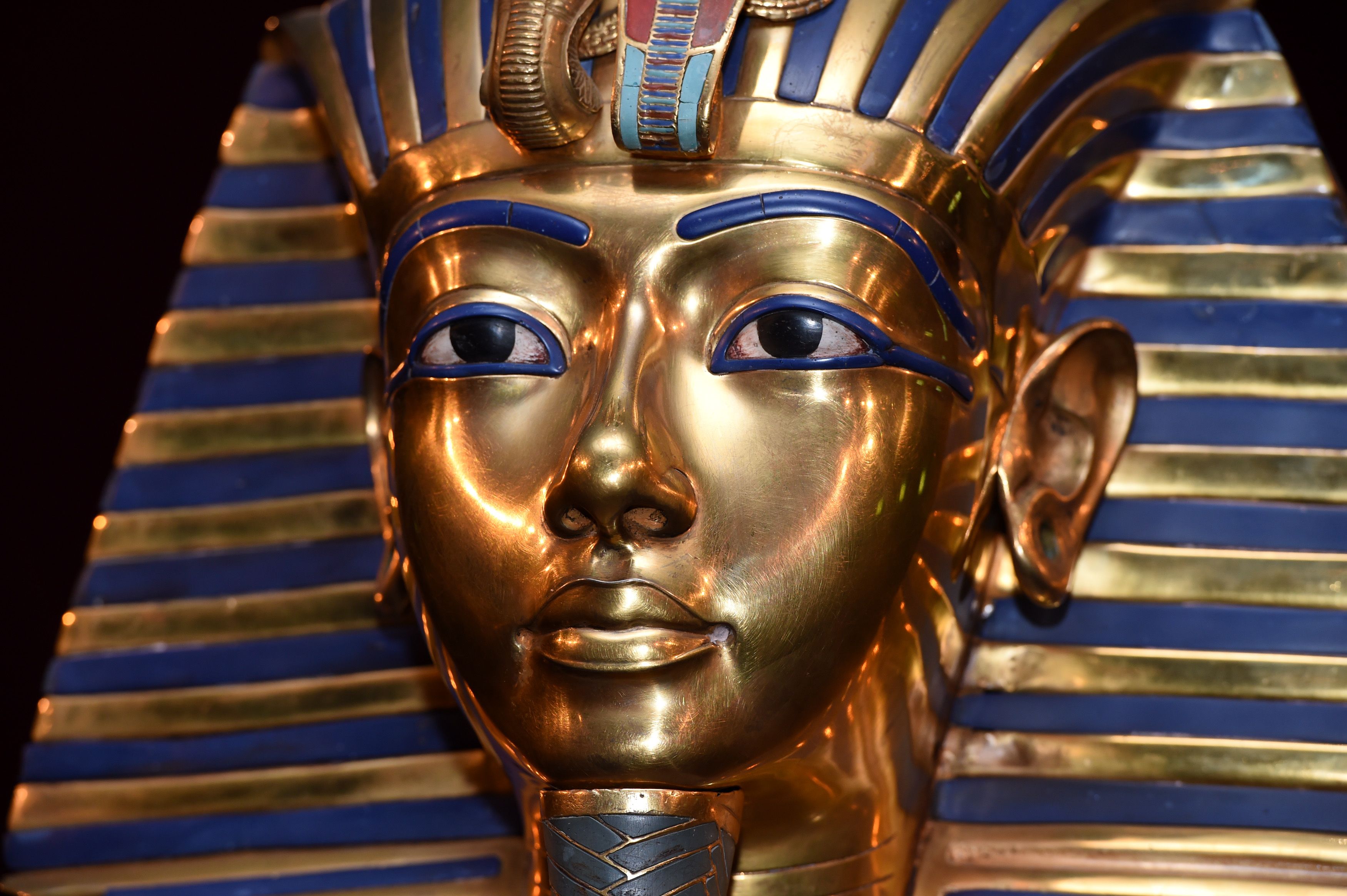 financieel Zwart Larry Belmont Mythe: de vloek van farao Toetanchamon
