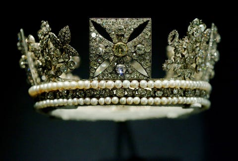 crown that was made for the coronation of george iv