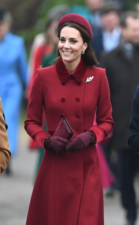 Kate Middleton Steps Out In Sandringham With Prince William & Queen 