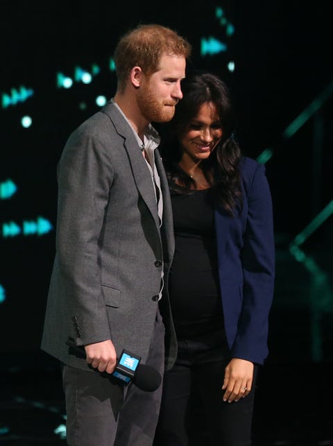 Meghan Markle and Prince Harry Show PDA During Surprise We Day UK ...