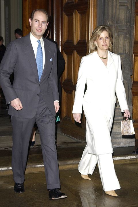 the-earl-and-countess-of-wessex-at-the-v-a-for-a-reception-news-photo-1585939160.jpg