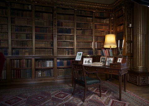 Plan A Trip To Highclere Castle The Real Life Downton Abbey
