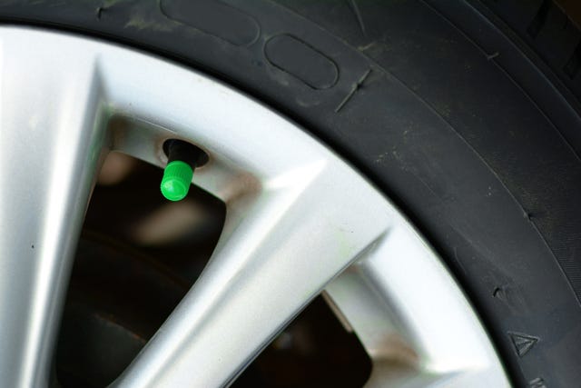 Nitrogen In Tires Is Nitrogen Better Than Air In Tires