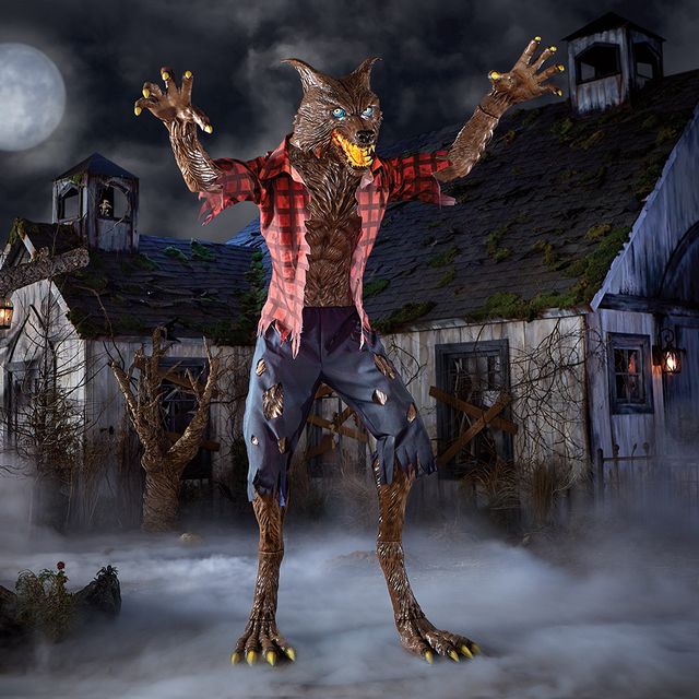 the home depot home accents holiday 9 and half foot animated immortal werewolf