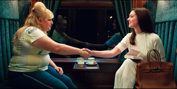 Anne Hathaway en Rebel Wilson spelen in nieuwe ...