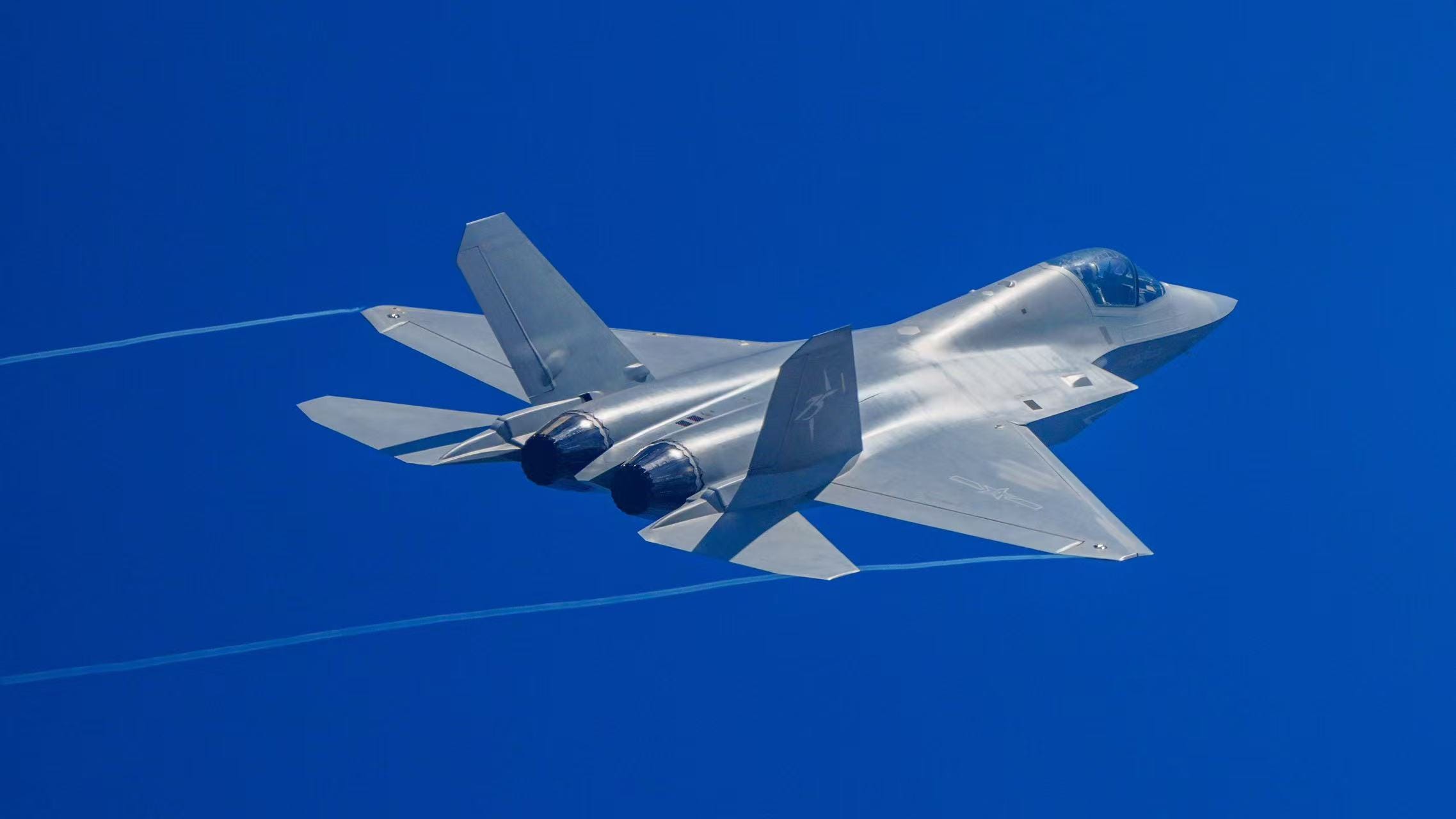 China Is Unleashing a New Stealth Fighter, And It's a Direct Challenge to America