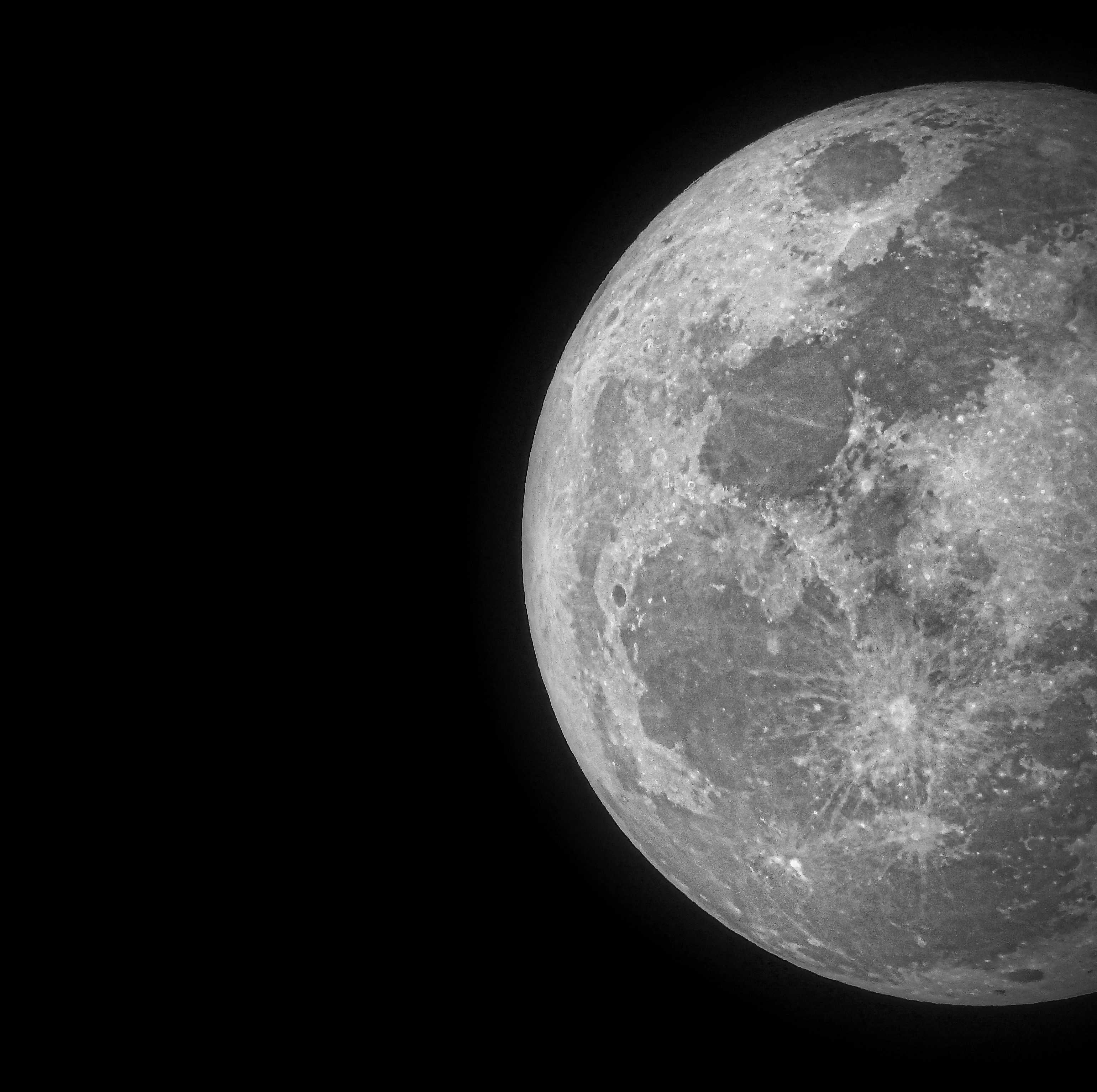 The Moon May Have Never Had a Magnetic Field at All. So What Does This Mean?